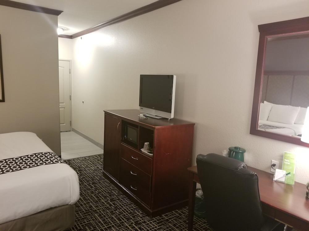 La Quinta By Wyndham Lindale Hotell Eksteriør bilde
