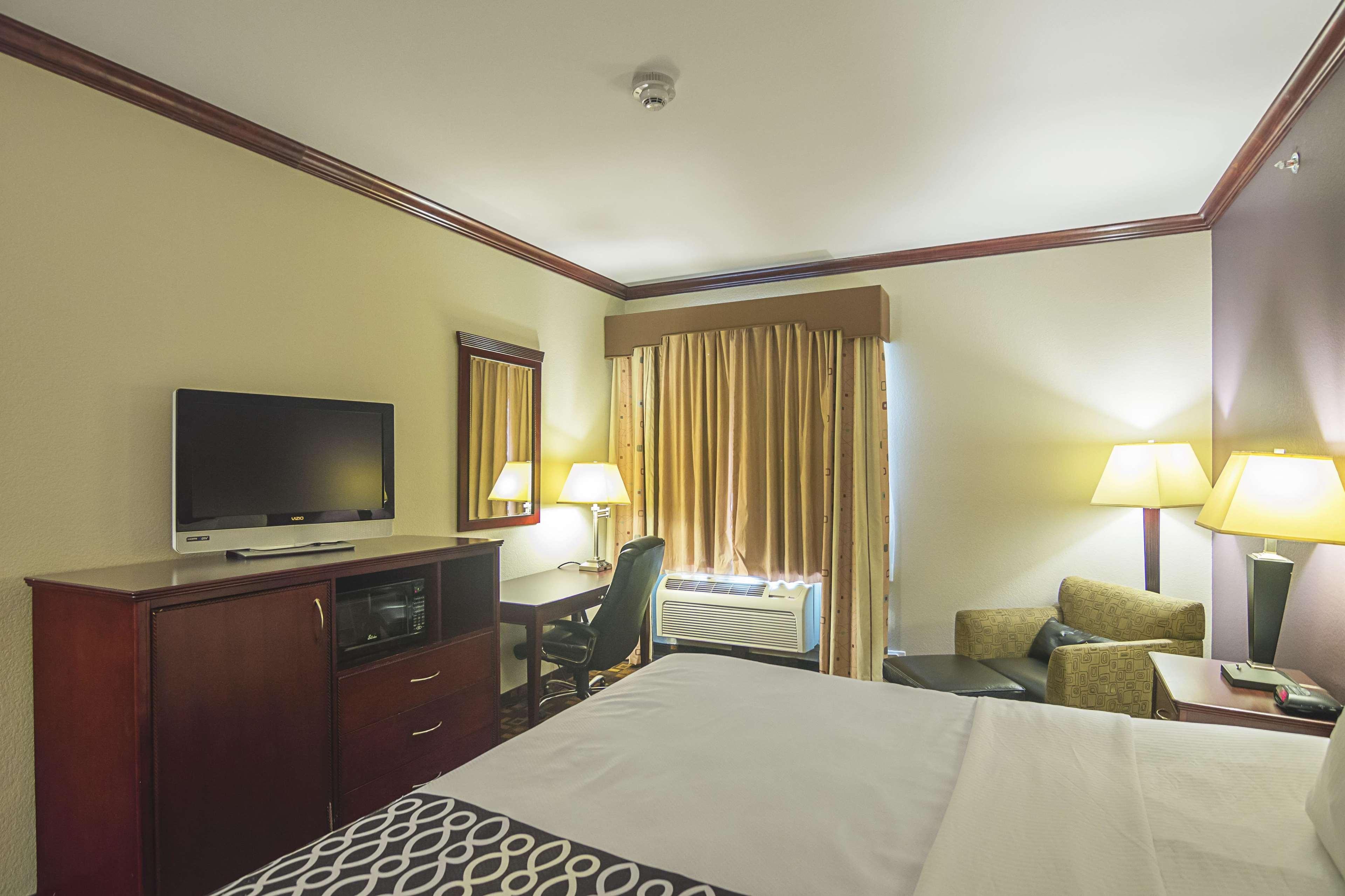 La Quinta By Wyndham Lindale Hotell Eksteriør bilde