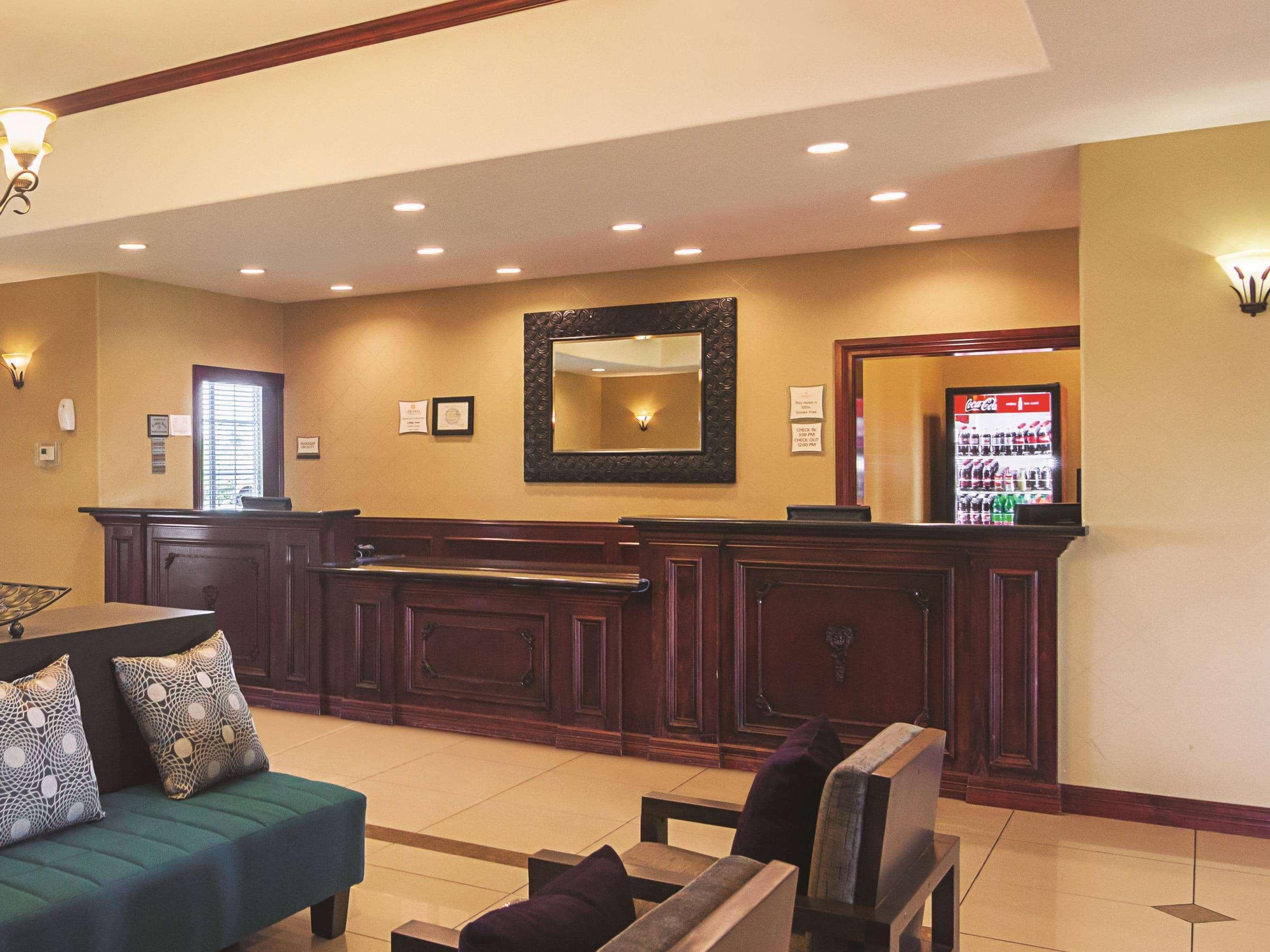 La Quinta By Wyndham Lindale Hotell Eksteriør bilde